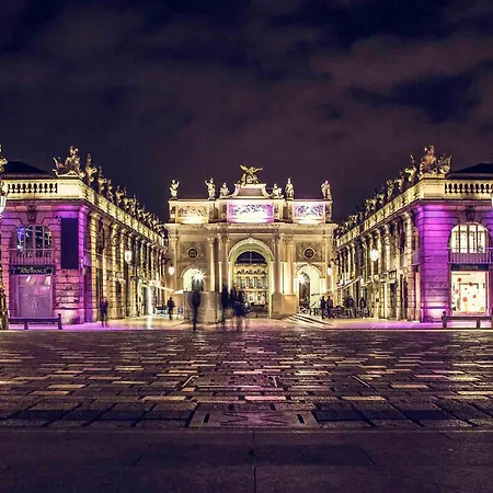 L'eclat De Gambetta - Place Stanislas - 6 Pers * 南锡